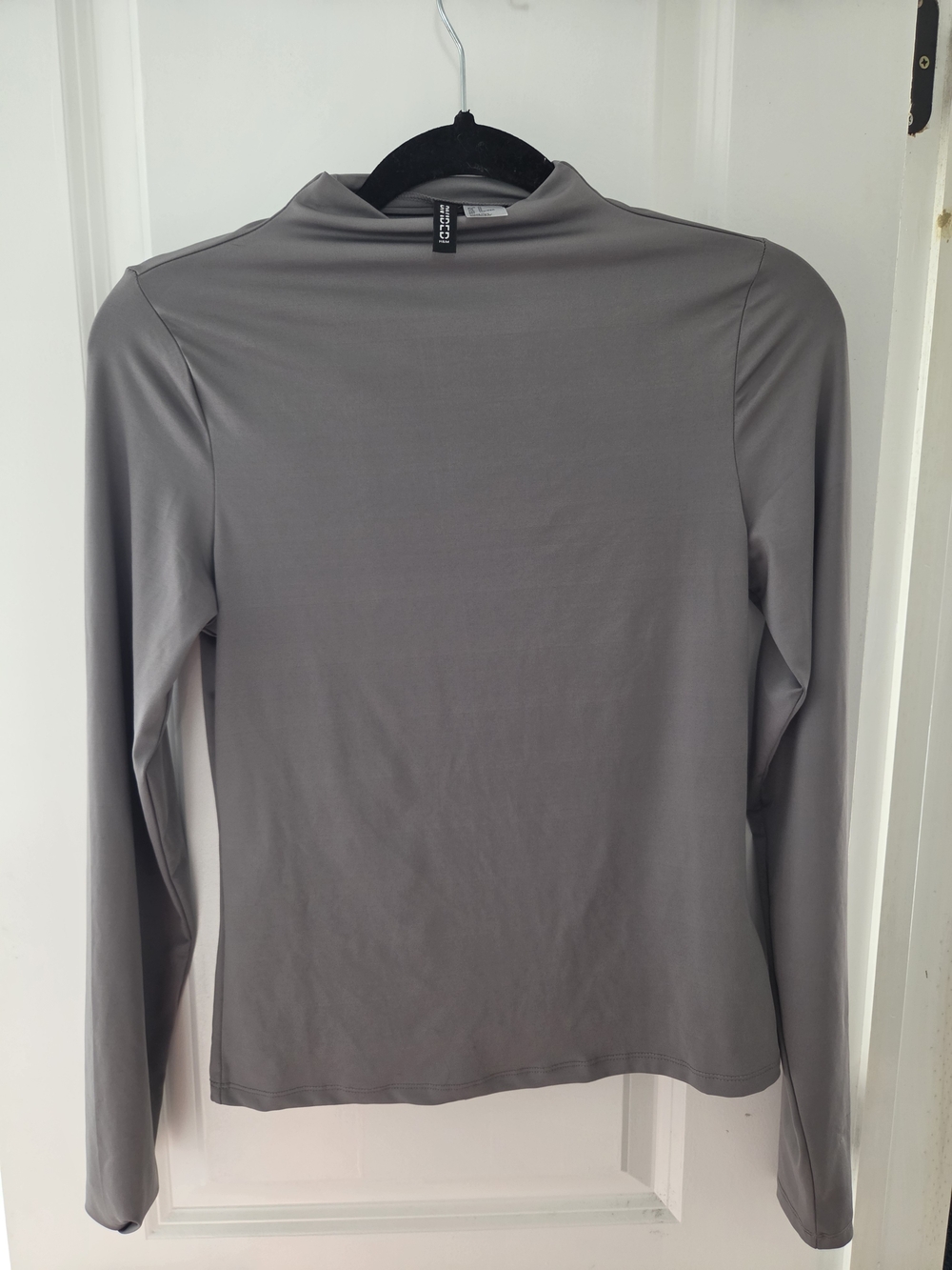 H&M Divided Long Sleeve Mock Neck Top - Gray Women's Size M
